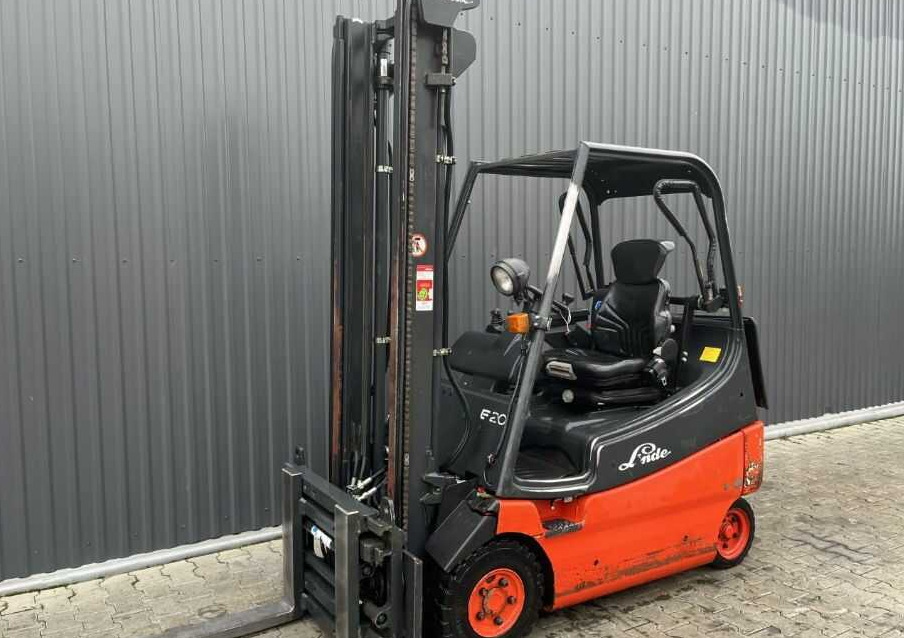 Linde E20 - Empilhadeira elétrica: foto 1 Linde E20 - Empilhadeira elétrica: foto 1