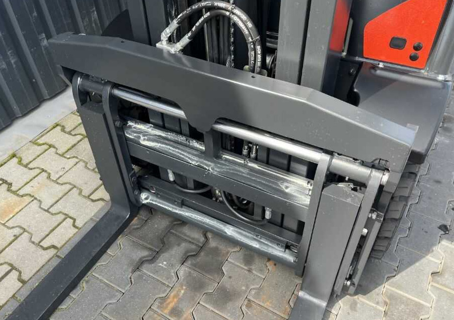 Empilhadeira a gás Linde H25T-02: foto 6 Empilhadeira a gás Linde H25T-02: foto 6