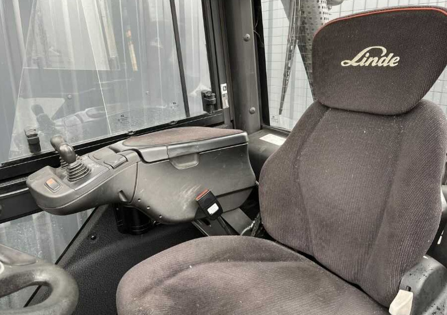 Empilhadeira a gás Linde H25T-02: foto 8