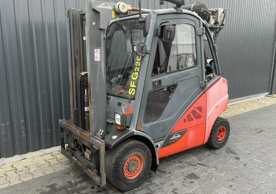 Linde H30T-02 - Empilhadeira a gás: foto 1 Linde H30T-02 - Empilhadeira a gás: foto 1