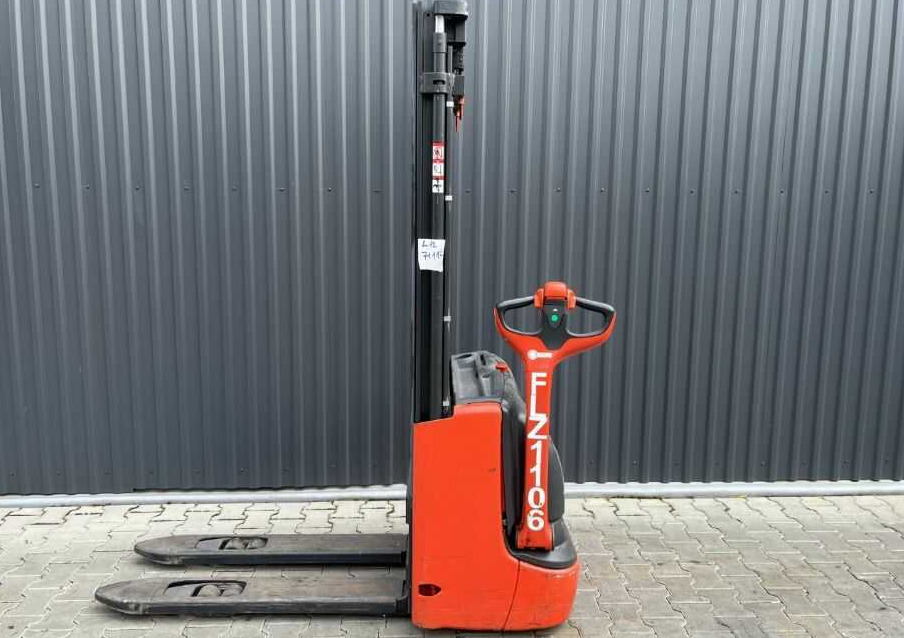 Linde L10 - Stacker: foto 2 Linde L10 - Stacker: foto 2