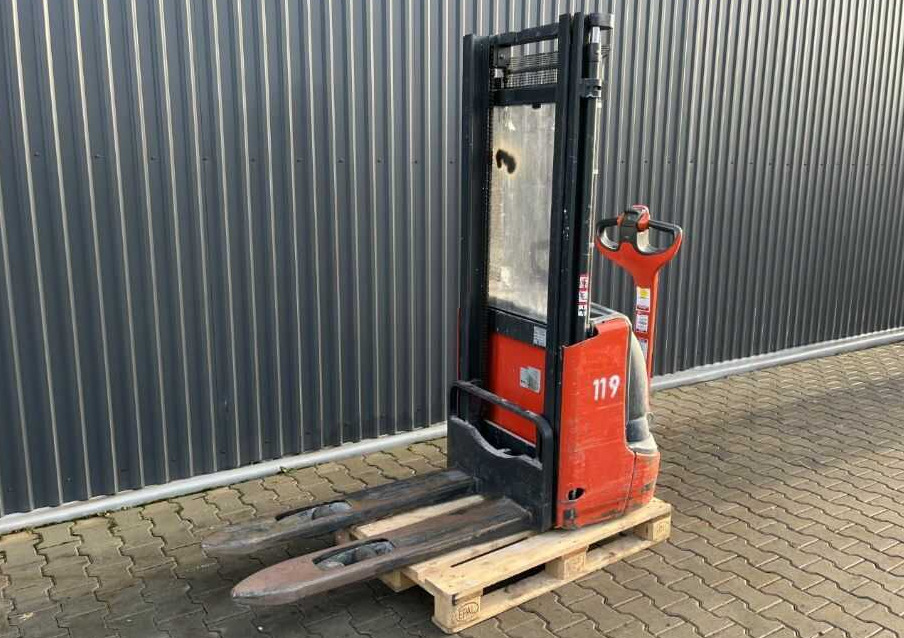 Linde L12 - Stacker: foto 2 Linde L12 - Stacker: foto 2