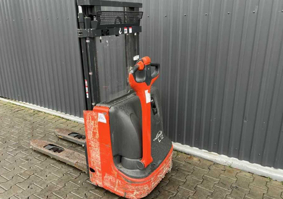 Linde L12 - Stacker: foto 3 Linde L12 - Stacker: foto 3