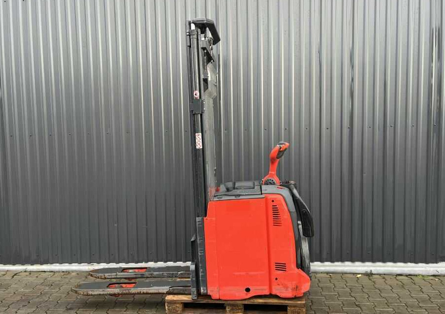 Linde L12AP - Stacker: foto 2 Linde L12AP - Stacker: foto 2