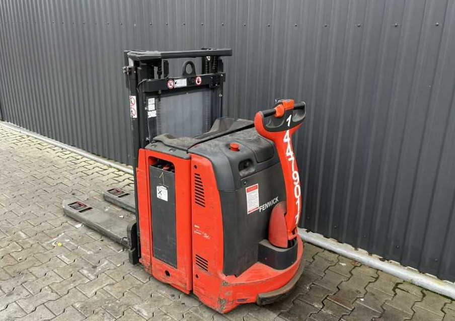 Linde L12L - Stacker: foto 3 Linde L12L - Stacker: foto 3