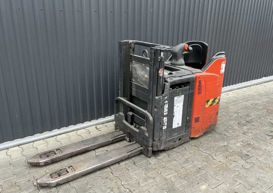 Linde L12LSP - Stacker: foto 1 Linde L12LSP - Stacker: foto 1