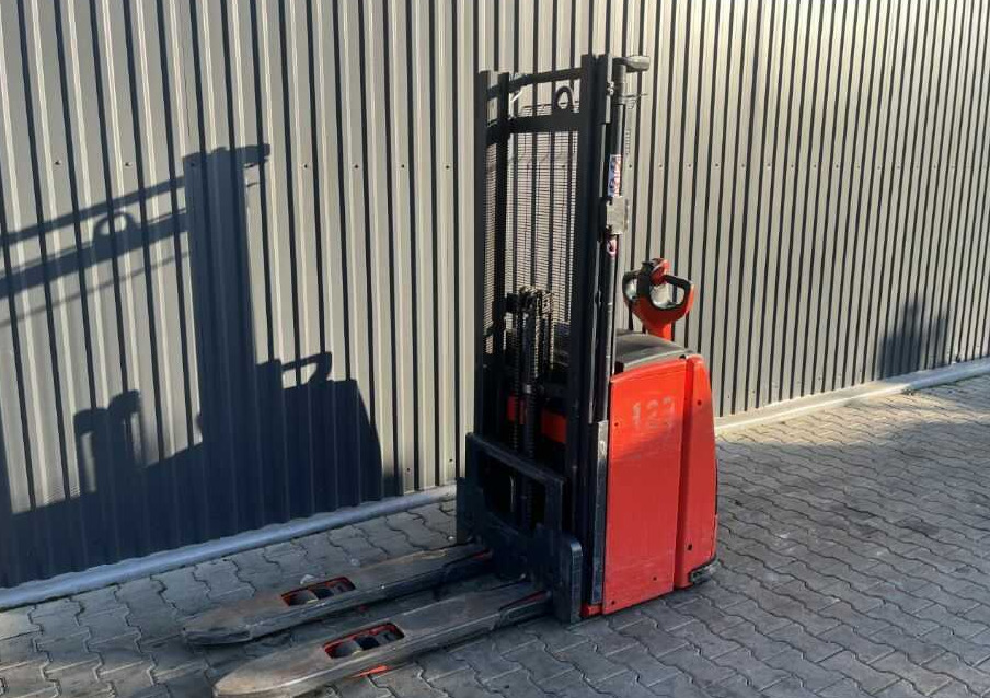 Linde L14 - Stacker: foto 1 Linde L14 - Stacker: foto 1