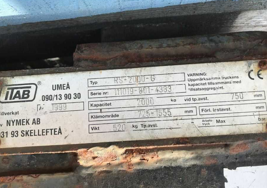 TAB RS-200-G - Grampo de Empilhadeira: foto 1 TAB RS-200-G - Grampo de Empilhadeira: foto 1