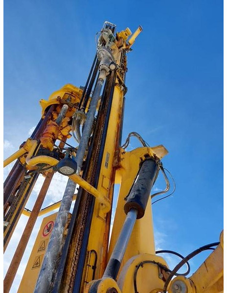 Máquina de perfuração Atlas-Copco Roc F6: foto 9