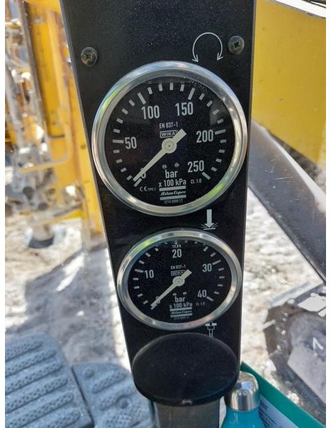 Máquina de perfuração Atlas-Copco Roc F6: foto 10