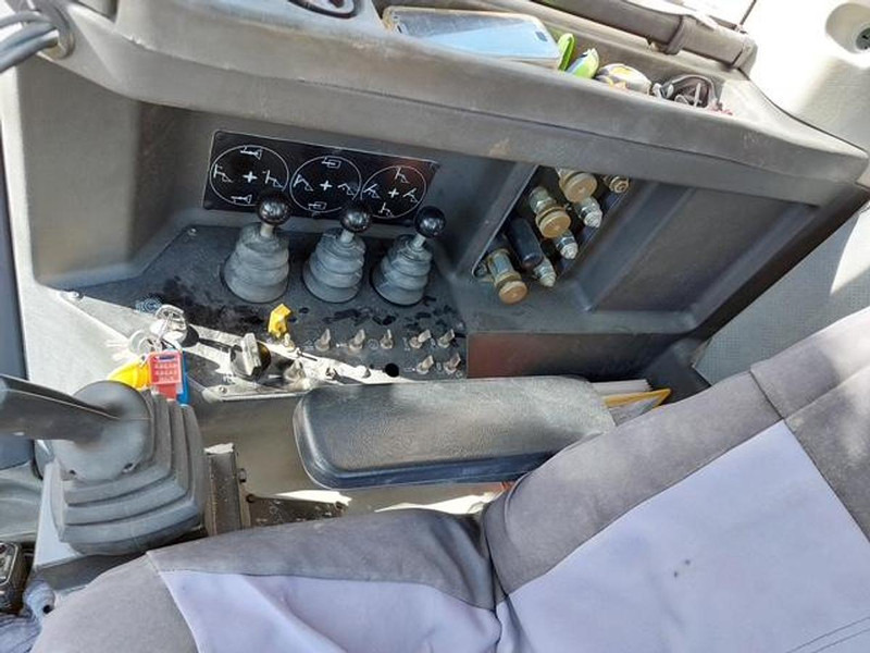Máquina de perfuração Atlas-Copco Roc F6: foto 15