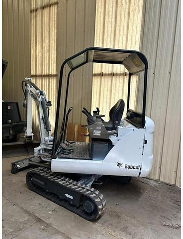 Bobcat E14 - Mini escavadeira: foto 1 Bobcat E14 - Mini escavadeira: foto 1
