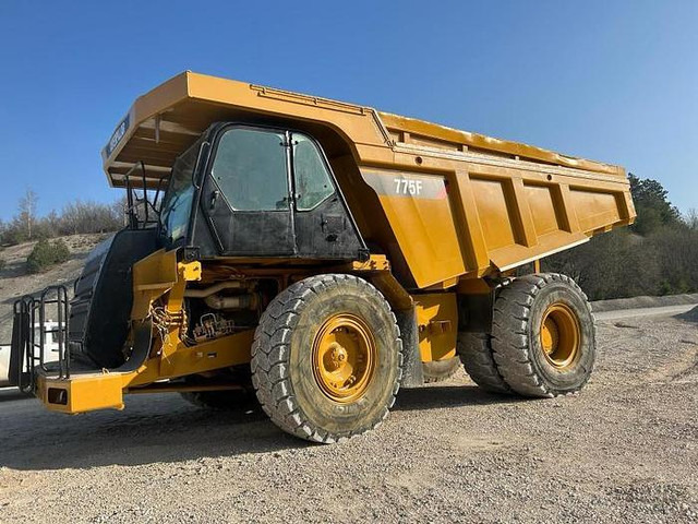 Caterpillar Rebuilt 775F - - Dumper: foto 2 Caterpillar Rebuilt 775F - - Dumper: foto 2