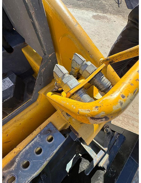 Gehl 1640 - Equipamento florestal: foto 5 Gehl 1640 - Equipamento florestal: foto 5