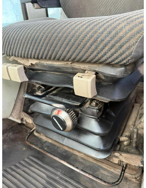 Liebherr R934B EW - Escavadora de rastos: foto 5 Liebherr R934B EW - Escavadora de rastos: foto 5