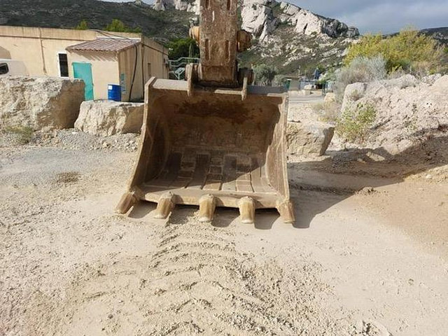 Liebherr SW77 - R954C - Balde: foto 1 Liebherr SW77 - R954C - Balde: foto 1