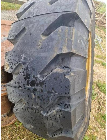 Michelin 17,5 R 25 Xmine D2 - Jantes e pneus: foto 3 Michelin 17,5 R 25 Xmine D2 - Jantes e pneus: foto 3