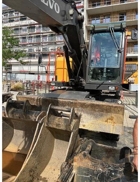 Escavadeira Volvo EWR150E: foto 7