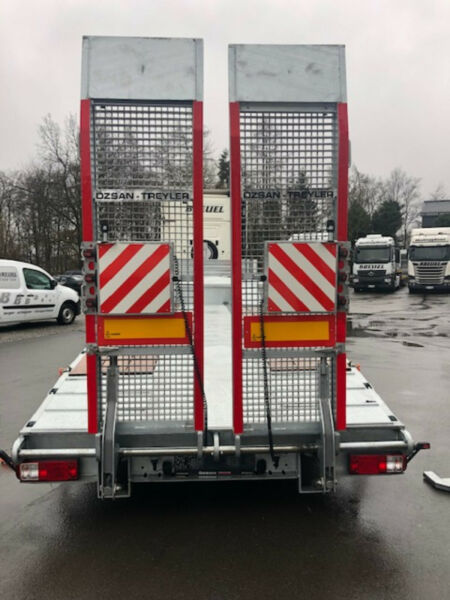 2 Axle Lowloader  - Semireboque baixa: foto 4 2 Axle Lowloader  - Semireboque baixa: foto 4