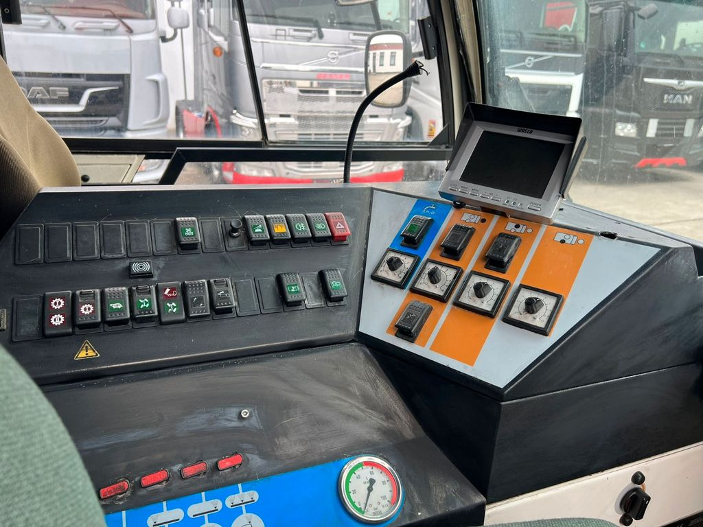 Varredora urbana AEBI MFH 5000 * IVECO MOTOR * KLIMA *: foto 11