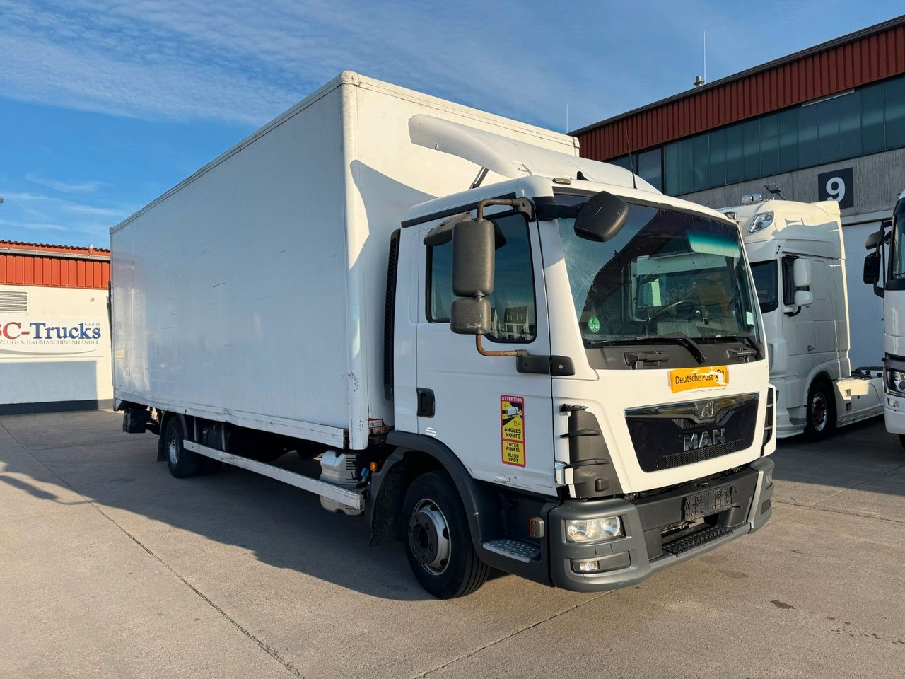 MAN TGL 12.220 * KOFFER * KLIMA * LBW 1,5 TON * TÜV - Caminhão furgão: foto 2 MAN TGL 12.220 * KOFFER * KLIMA * LBW 1,5 TON * TÜV - Caminhão furgão: foto 2