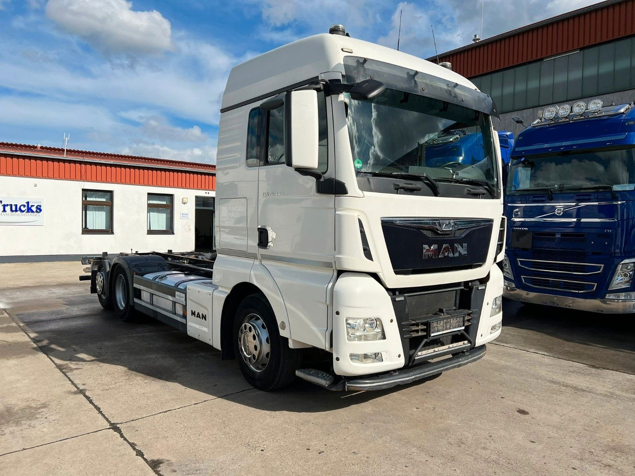 MAN TGX 26.440 * RETARDER * LIFTACHSE * VOLLUFTFED.* - Caminhão chassi: foto 3 MAN TGX 26.440 * RETARDER * LIFTACHSE * VOLLUFTFED.* - Caminhão chassi: foto 3