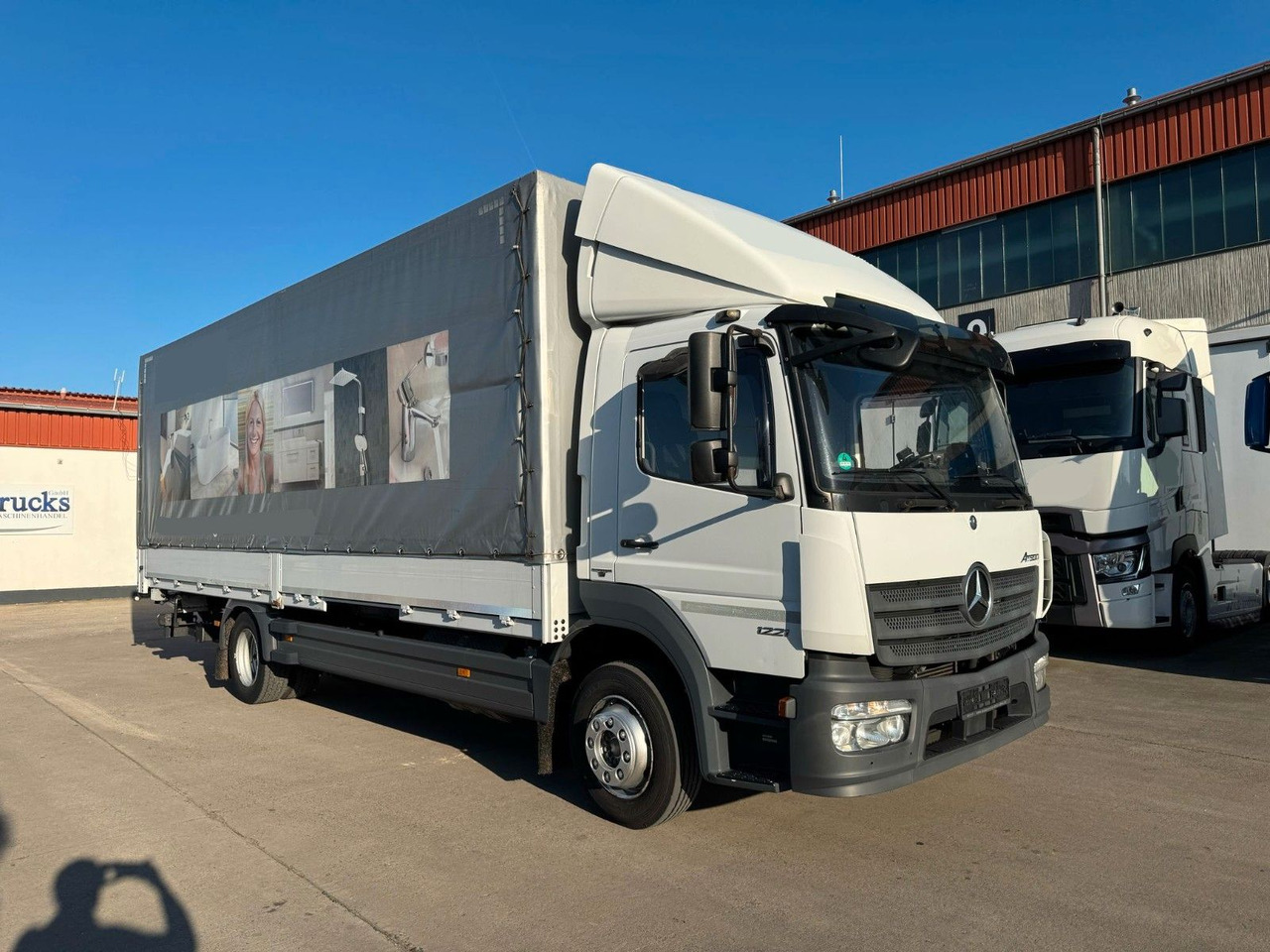 Mercedes-Benz Atego 1221 * PR.PL. * BORDWÄNDE * MOTORBREMSE * - Caminhão com lona: foto 1 Mercedes-Benz Atego 1221 * PR.PL. * BORDWÄNDE * MOTORBREMSE * - Caminhão com lona: foto 1
