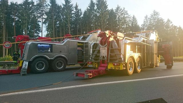 Mercedes-Benz Arocs 8x8 4153 G&G Wrecker Mercedes-Benz Arocs 8x8 4153 G&G Wrecker - Caminhão reboque: foto 1 Mercedes-Benz Arocs 8x8 4153 G&G Wrecker Mercedes-Benz Arocs 8x8 4153 G&G Wrecker - Caminhão reboque: foto 1