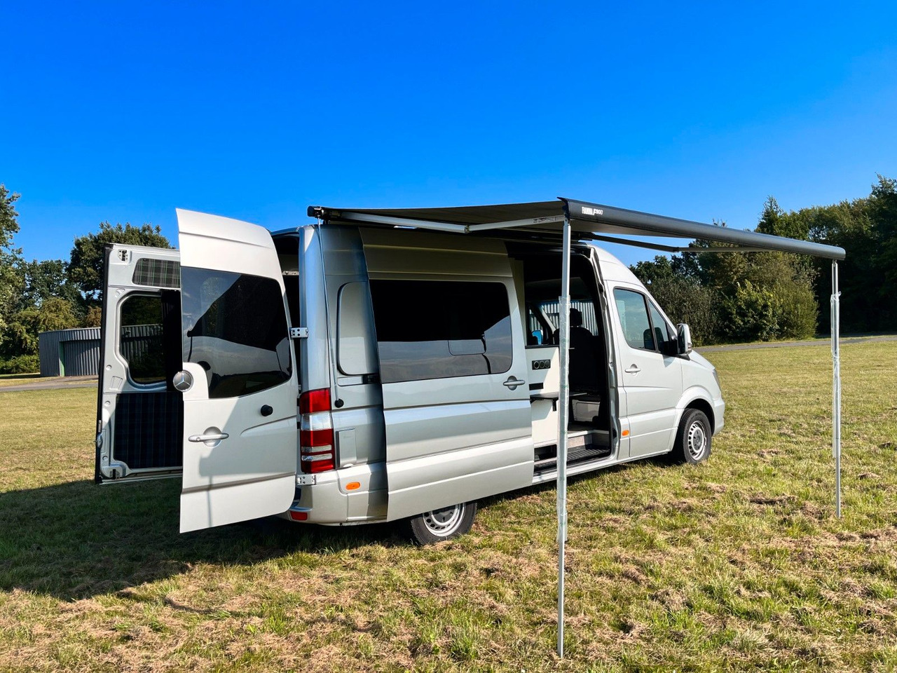Mercedes-Benz Sprinter 3,5t Solar / Dusche / WC - Campervan: foto 2 Mercedes-Benz Sprinter 3,5t Solar / Dusche / WC - Campervan: foto 2