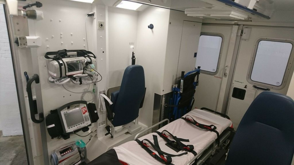 Ambulância Mercedes-Benz Sprinter 516  // 1 J Garantie // Mercedes-Benz Sprinter 516  // 1 J Garantie //: foto 10