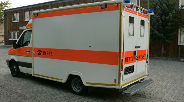 Mercedes-Benz Sprinter 516 CDI /on Stock / Mercedes-Benz Sprinter 516 CDI /on Stock / - Ambulância: foto 5 Mercedes-Benz Sprinter 516 CDI /on Stock / Mercedes-Benz Sprinter 516 CDI /on Stock / - Ambulância: foto 5