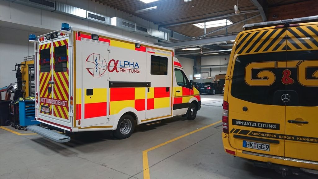 Mercedes-Benz Sprinter 519 ATM 0 KM WAS Koffer Mercedes-Benz Sprinter 519 ATM 0 KM WAS Koffer - Ambulância: foto 1 Mercedes-Benz Sprinter 519 ATM 0 KM WAS Koffer Mercedes-Benz Sprinter 519 ATM 0 KM WAS Koffer - Ambulância: foto 1