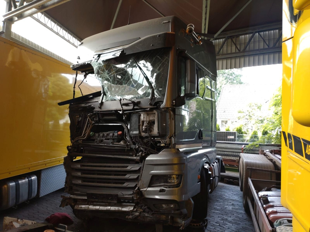 MAN TGX 18.510 - Tractor: foto 1 MAN TGX 18.510 - Tractor: foto 1