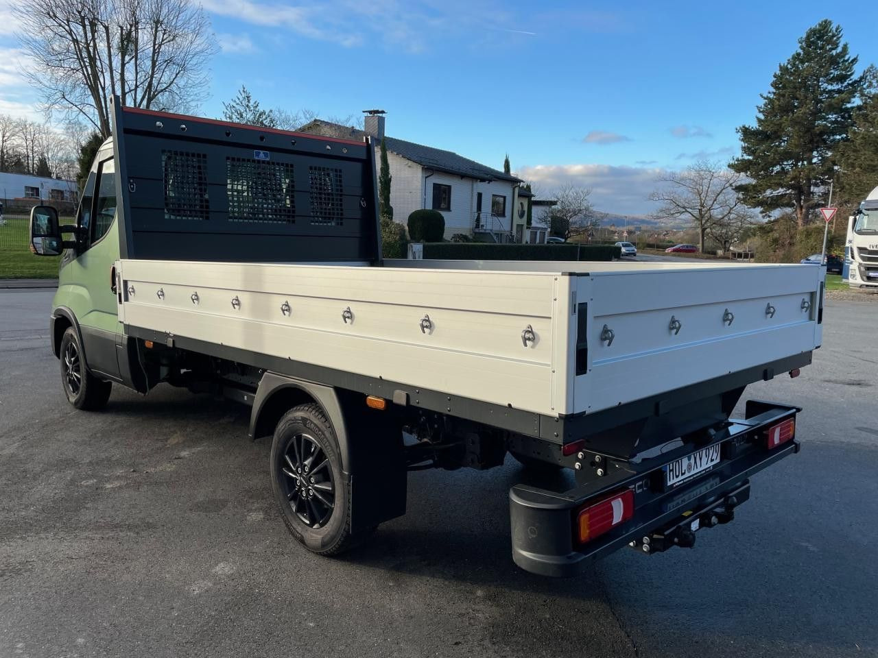 Iveco Daily 35S14A8 Euro6 Klima AHK Navi ZV Iveco Daily 35S14A8 Euro6 Klima AHK Navi ZV - Furgão caixa aberta: foto 5 Iveco Daily 35S14A8 Euro6 Klima AHK Navi ZV Iveco Daily 35S14A8 Euro6 Klima AHK Navi ZV - Furgão caixa aberta: foto 5