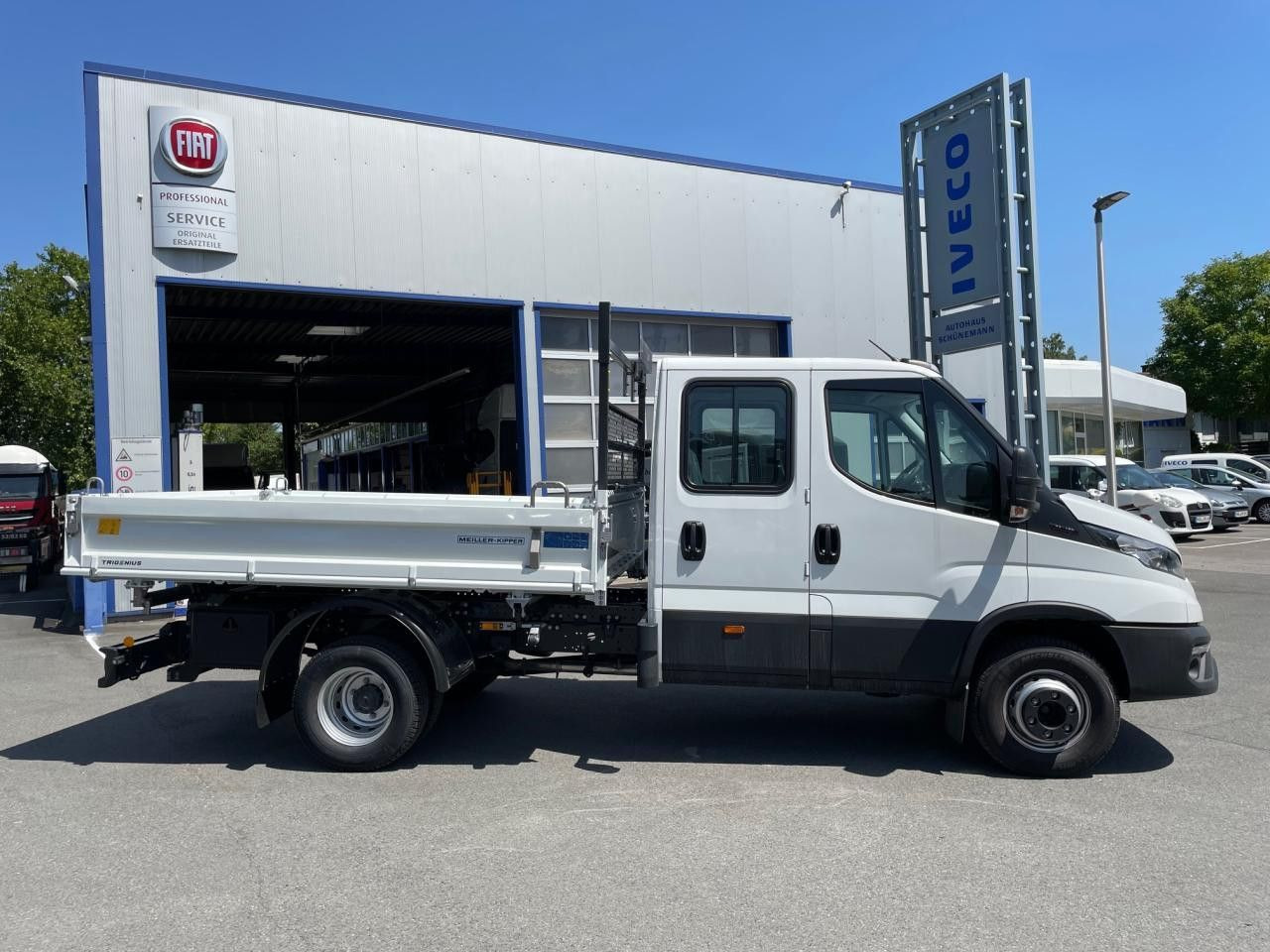 Iveco Daily 70C18H DK - Furgão basculante: foto 3 Iveco Daily 70C18H DK - Furgão basculante: foto 3