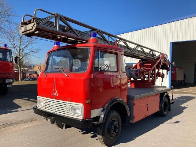 Magirus-Deutz K.H.D. 70D6F "Eicher" - Carro de bombeiro: foto 1 Magirus-Deutz K.H.D. 70D6F "Eicher" - Carro de bombeiro: foto 1