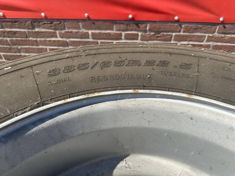 4 Banden 385/65/22.5 - Nieuw - Pneu de Caminhão: foto 5 4 Banden 385/65/22.5 - Nieuw - Pneu de Caminhão: foto 5