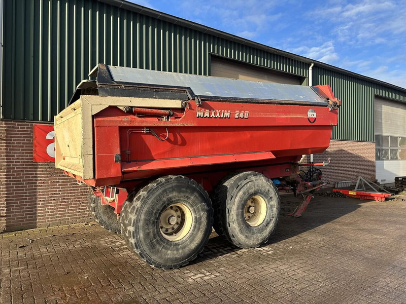 Maxxim 240 - Reboque basculante: foto 3 Maxxim 240 - Reboque basculante: foto 3