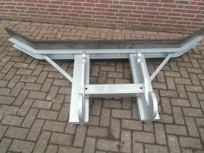 N4610, Rubberschuif CW 2/3 - Maquina para lavrar a terra: foto 1 N4610, Rubberschuif CW 2/3 - Maquina para lavrar a terra: foto 1