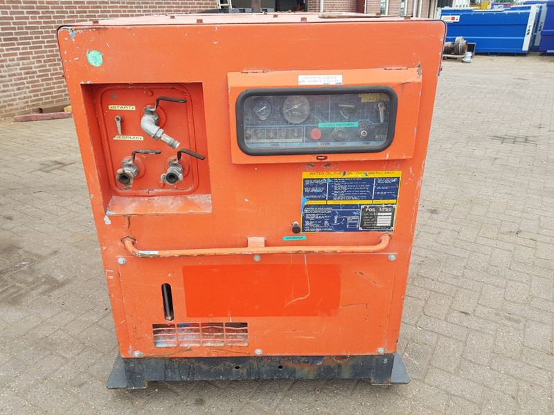 Schroef compressor - Compressor de ar: foto 2 Schroef compressor - Compressor de ar: foto 2