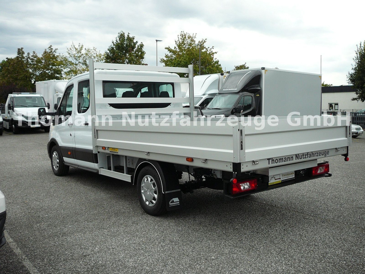 Ford Transit Pritsche Doppelkabine Ford Transit Pritsche Doppelkabine - Furgão caixa aberta: foto 4 Ford Transit Pritsche Doppelkabine Ford Transit Pritsche Doppelkabine - Furgão caixa aberta: foto 4
