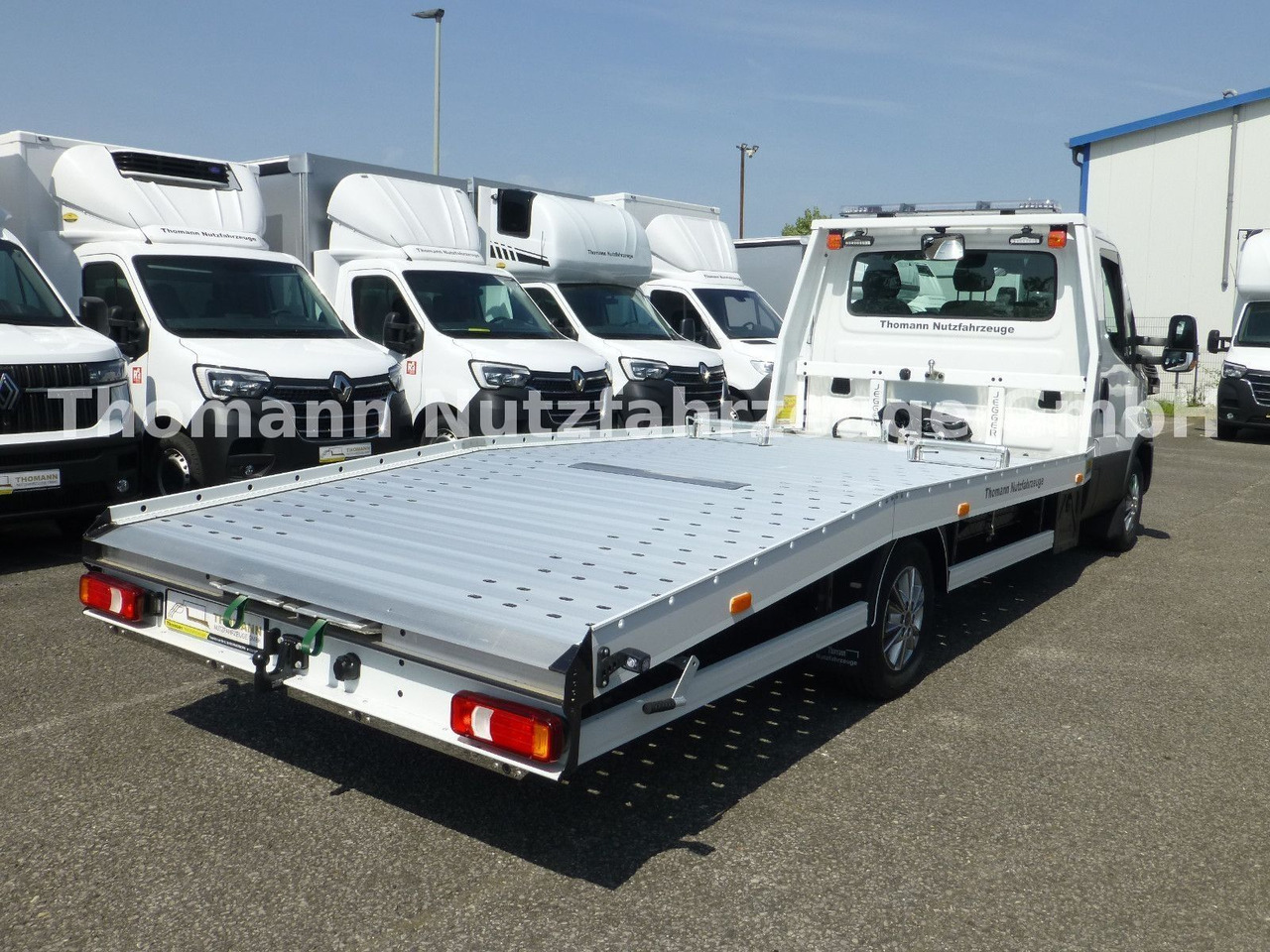 Iveco Daily 35S18 Autotransporter Aut. Luftfed. NAVI - Caminhão reboque: foto 4 Iveco Daily 35S18 Autotransporter Aut. Luftfed. NAVI - Caminhão reboque: foto 4