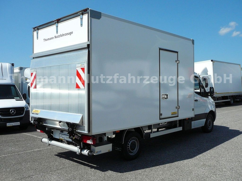 Mercedes-Benz Sprinter 317 CDI Koffer LBW BÄR - Carrinha de contentor: foto 5 Mercedes-Benz Sprinter 317 CDI Koffer LBW BÄR - Carrinha de contentor: foto 5