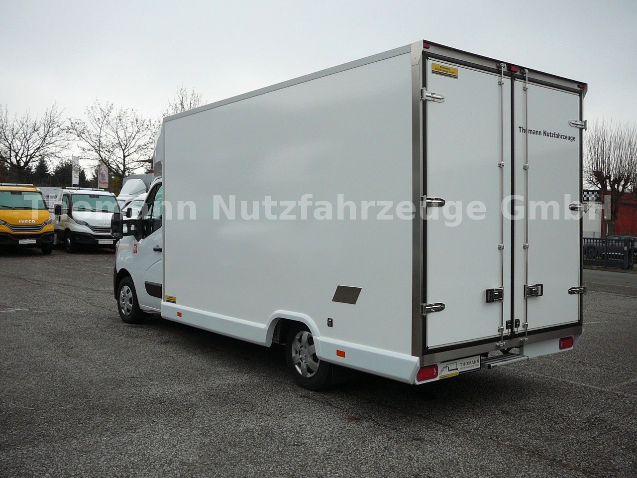 Renault Master Koffer Extra Tief - Carrinha de contentor: foto 4 Renault Master Koffer Extra Tief - Carrinha de contentor: foto 4