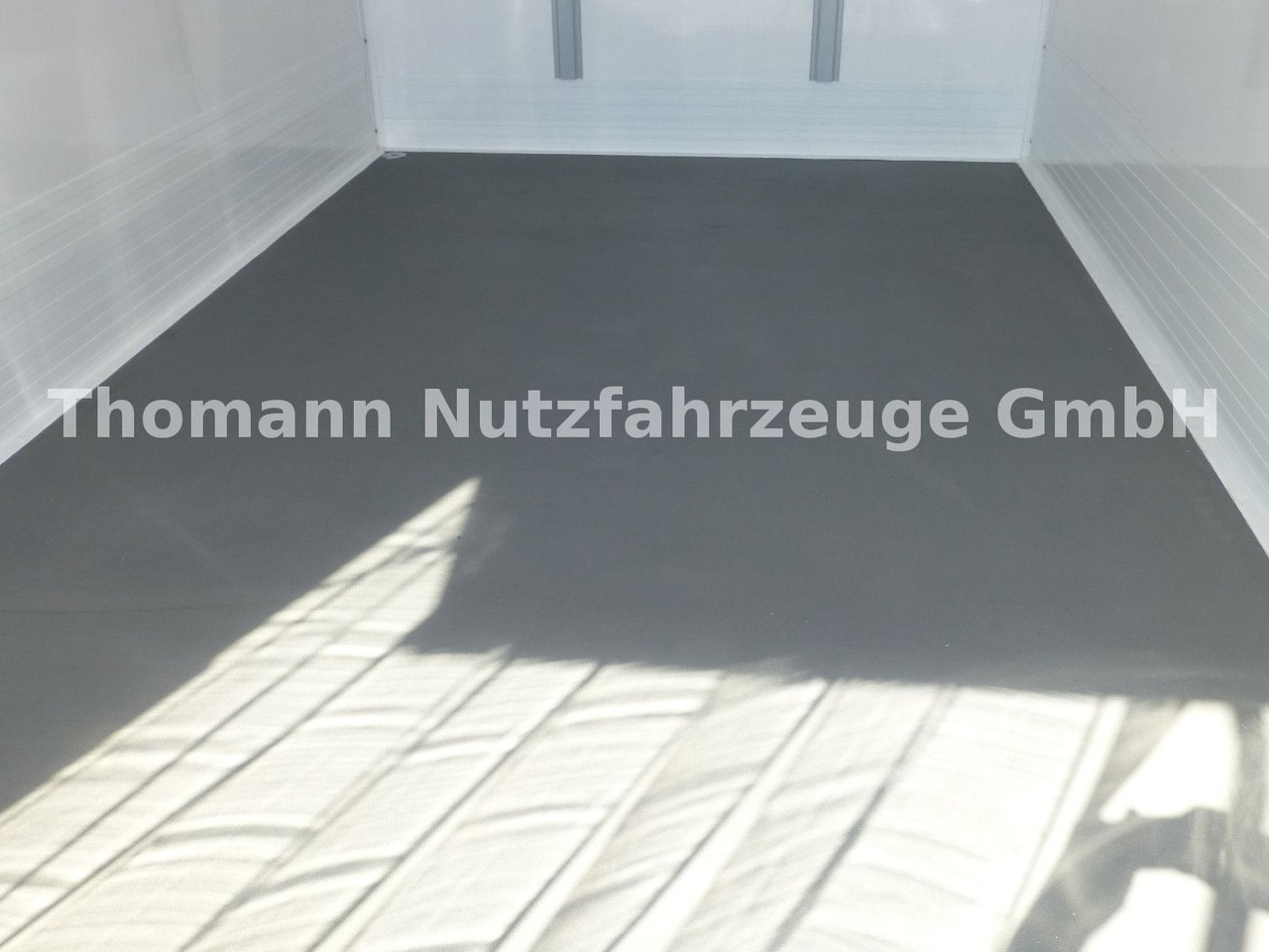 Carrinha frigorífica Renault Master Kühlkoffer Xarios 300 GH mit LBW: foto 21 Carrinha frigorífica Renault Master Kühlkoffer Xarios 300 GH mit LBW: foto 21