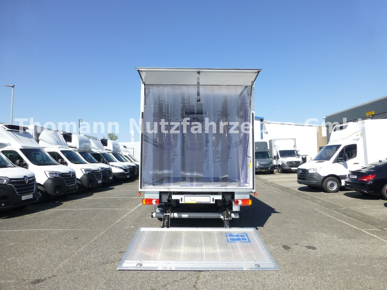 Carrinha frigorífica Renault Master Kühlkoffer Xarios 300 GH mit LBW: foto 6 Carrinha frigorífica Renault Master Kühlkoffer Xarios 300 GH mit LBW: foto 6