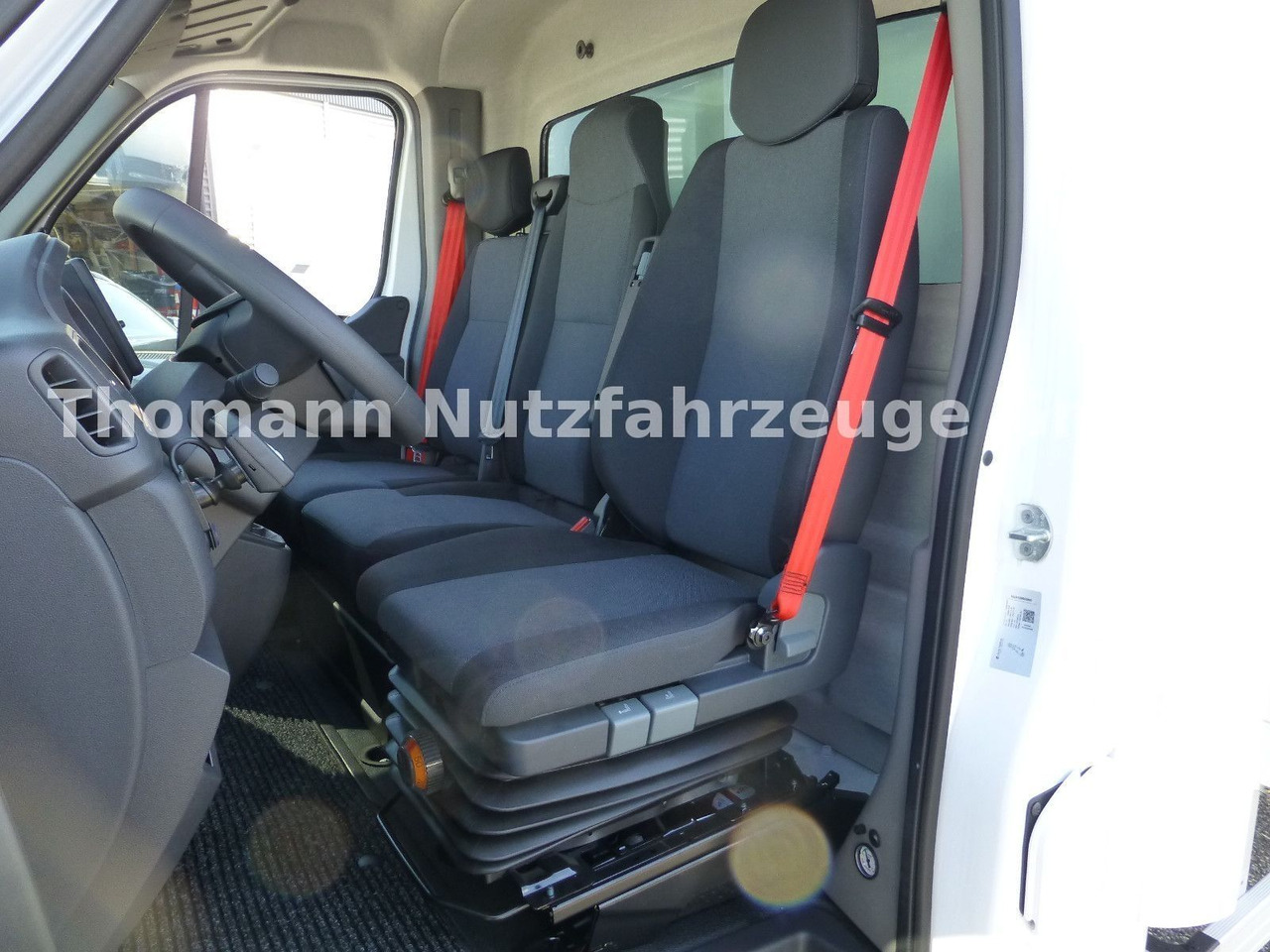 Carrinha frigorífica Renault Master Kühlkoffer Xarios 300 GH mit LBW: foto 17 Carrinha frigorífica Renault Master Kühlkoffer Xarios 300 GH mit LBW: foto 17