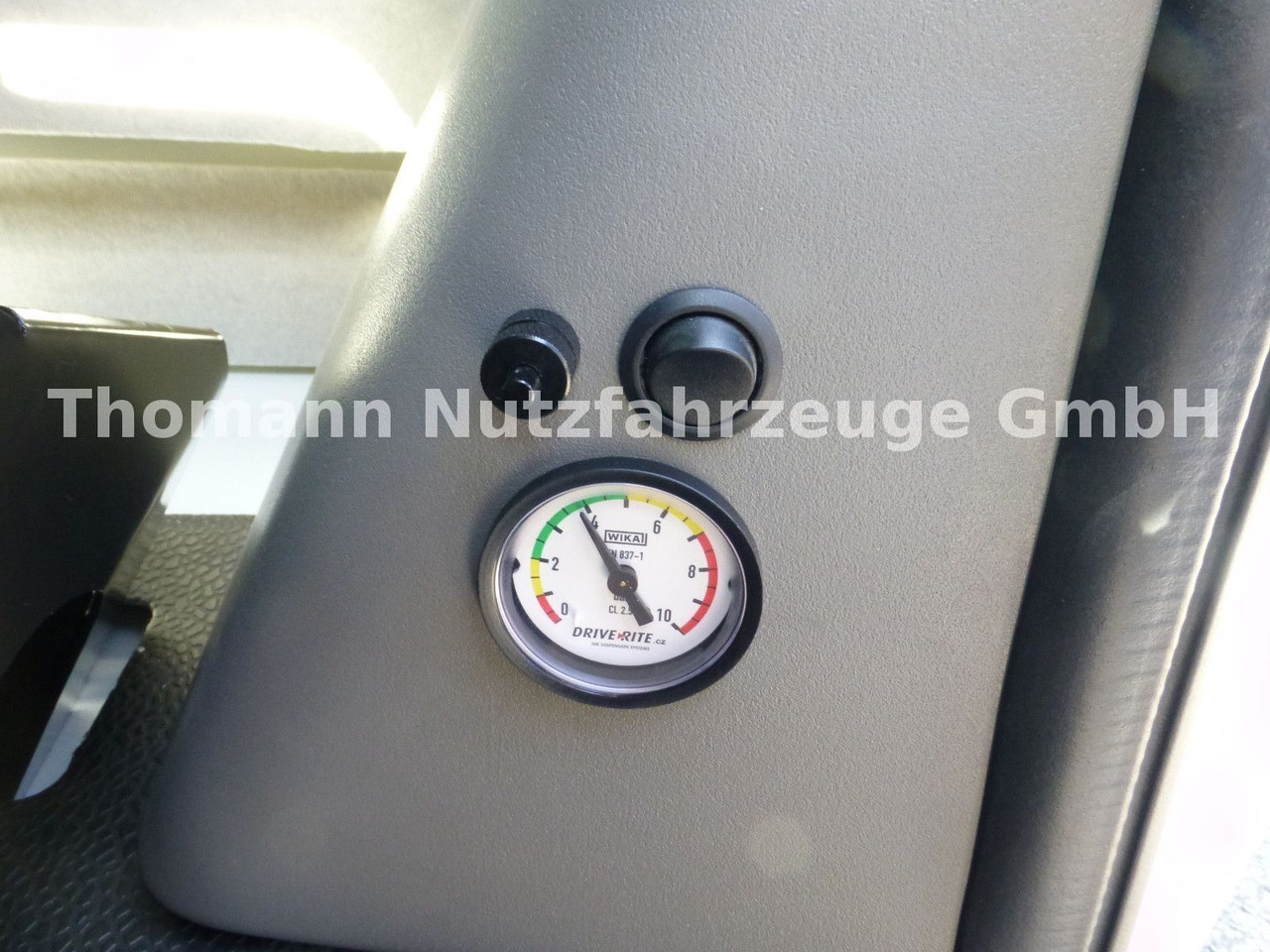 Carrinha frigorífica Renault Master Kühlkoffer Xarios 300 GH mit LBW: foto 24 Carrinha frigorífica Renault Master Kühlkoffer Xarios 300 GH mit LBW: foto 24