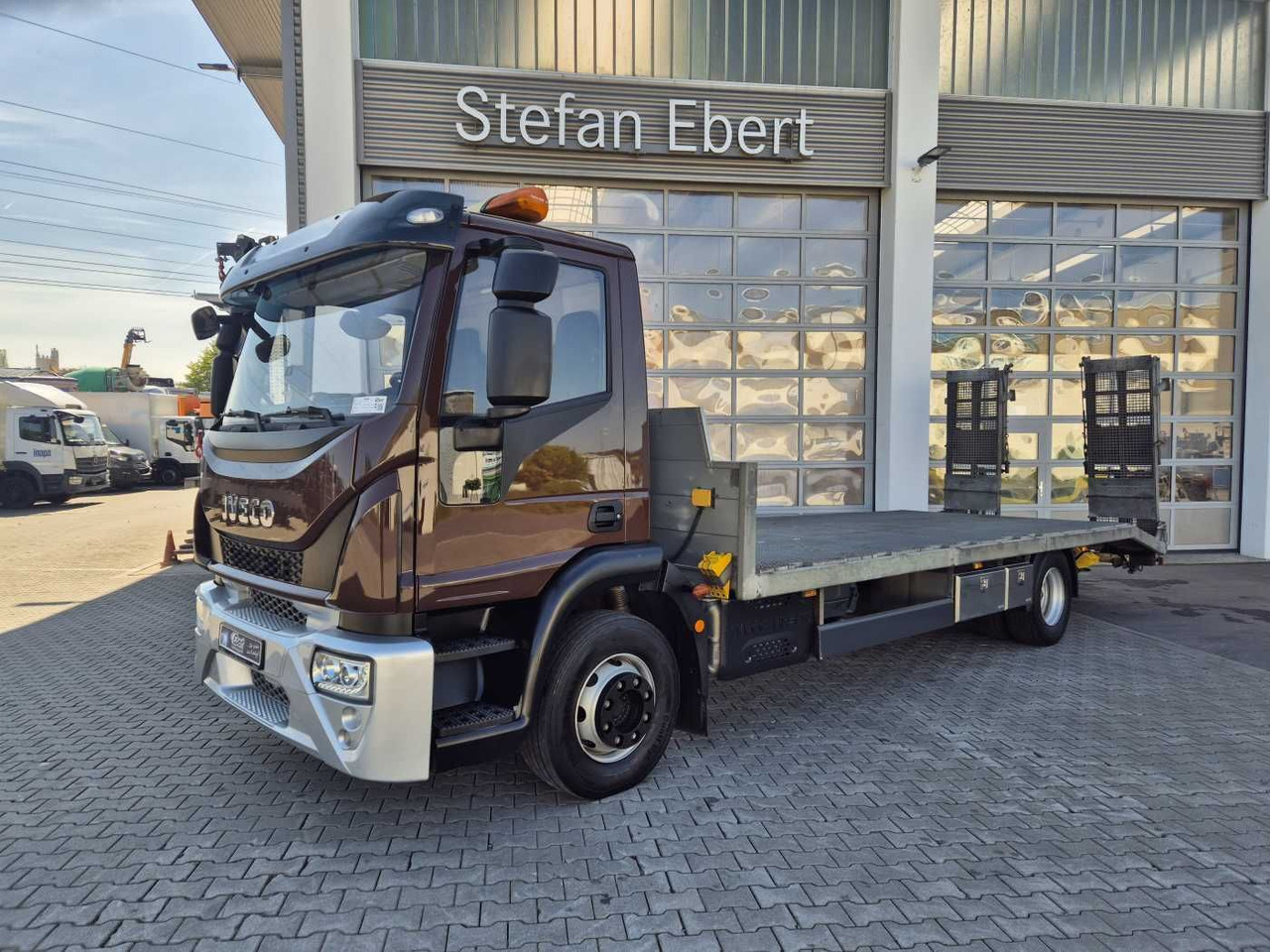 Iveco Eurocargo ML140E25/P Maschinentransporter Winde - Caminhão: foto 2 Iveco Eurocargo ML140E25/P Maschinentransporter Winde - Caminhão: foto 2