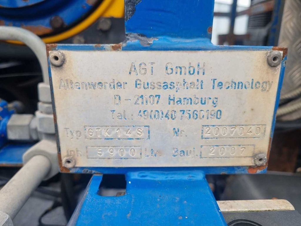 Caminhão MAN TGA 26.400 6x2/4 Asphaltkocher GTK: foto 13 Caminhão MAN TGA 26.400 6x2/4 Asphaltkocher GTK: foto 13